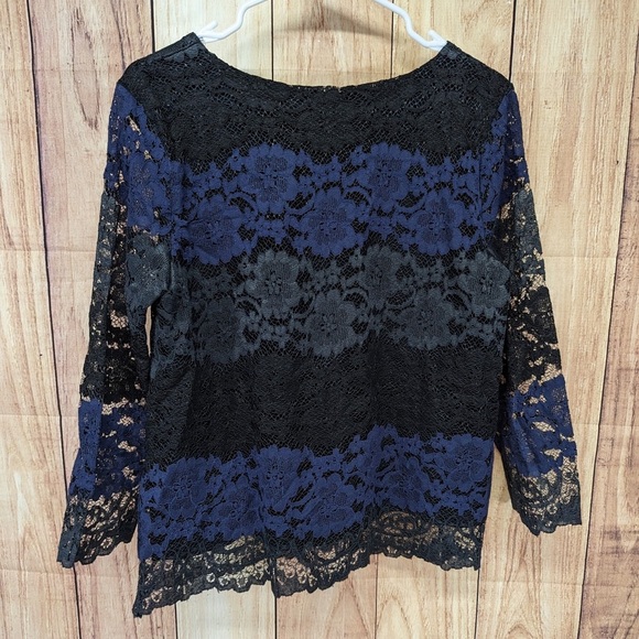 Halogen women’s lace flower pullover size M black/ blue / gray - Picture 2 of 5